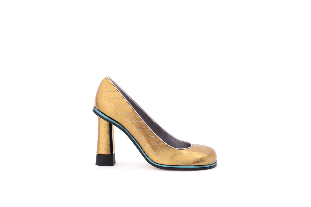 Laminated Leather Quilted Pump