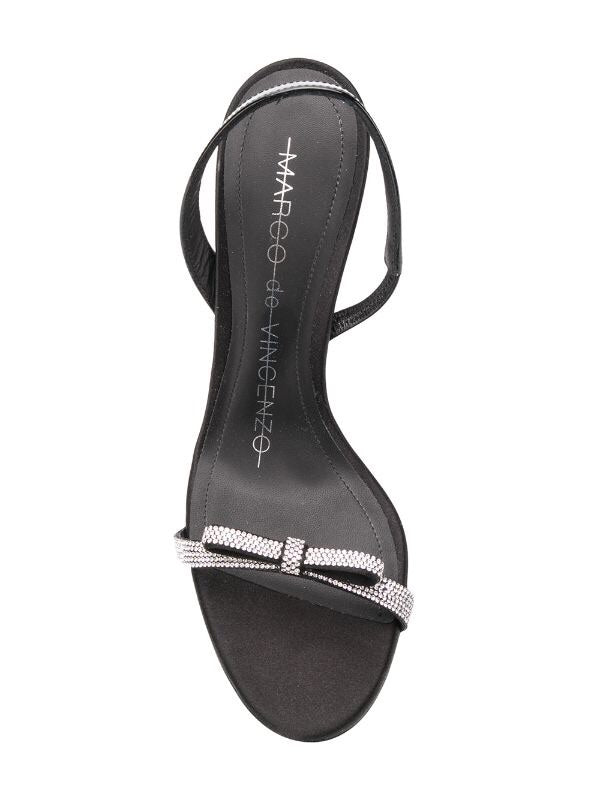 Bow sandals